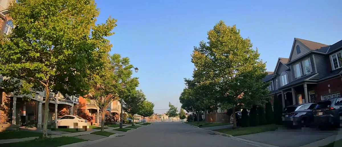 Haxton Heights, Milton